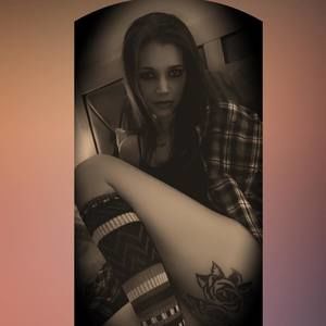 Meet your Posher, Kayla